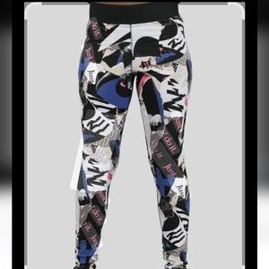 Nike Newspaper Graphic Leggings